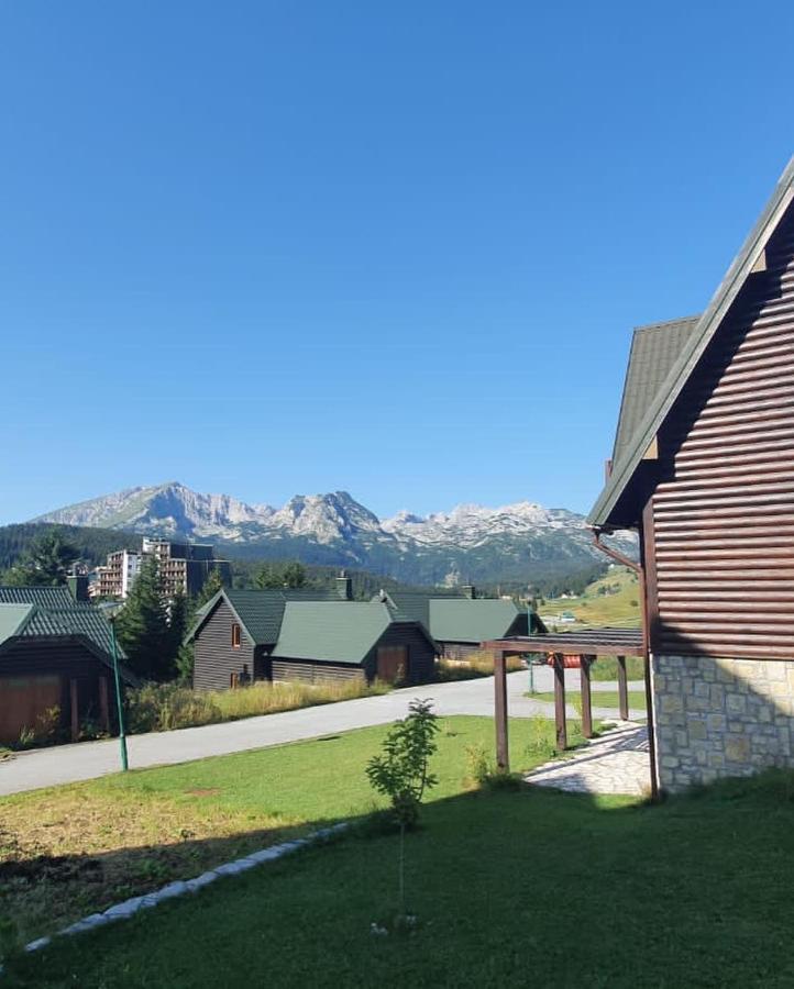 Bungalows Krstajic Žabljak エクステリア 写真
