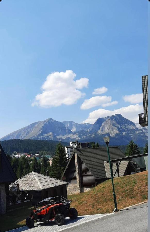 Bungalows Krstajic Žabljak エクステリア 写真