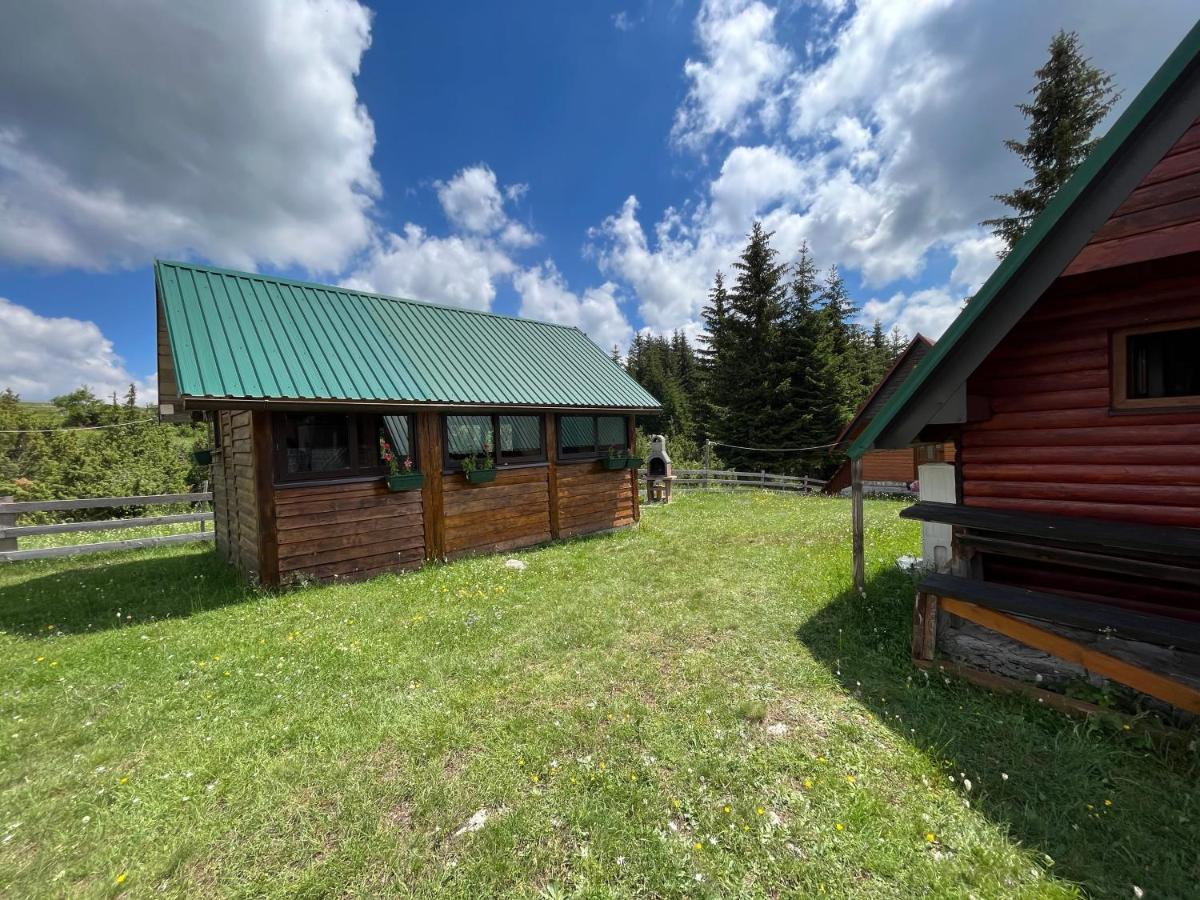 Bungalows Krstajic Žabljak エクステリア 写真