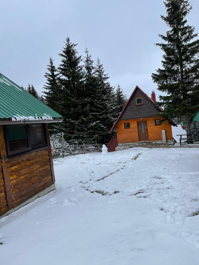 Bungalows Krstajic Žabljak エクステリア 写真