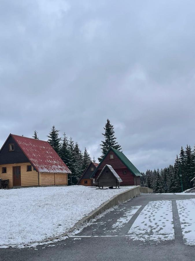 Bungalows Krstajic Žabljak エクステリア 写真