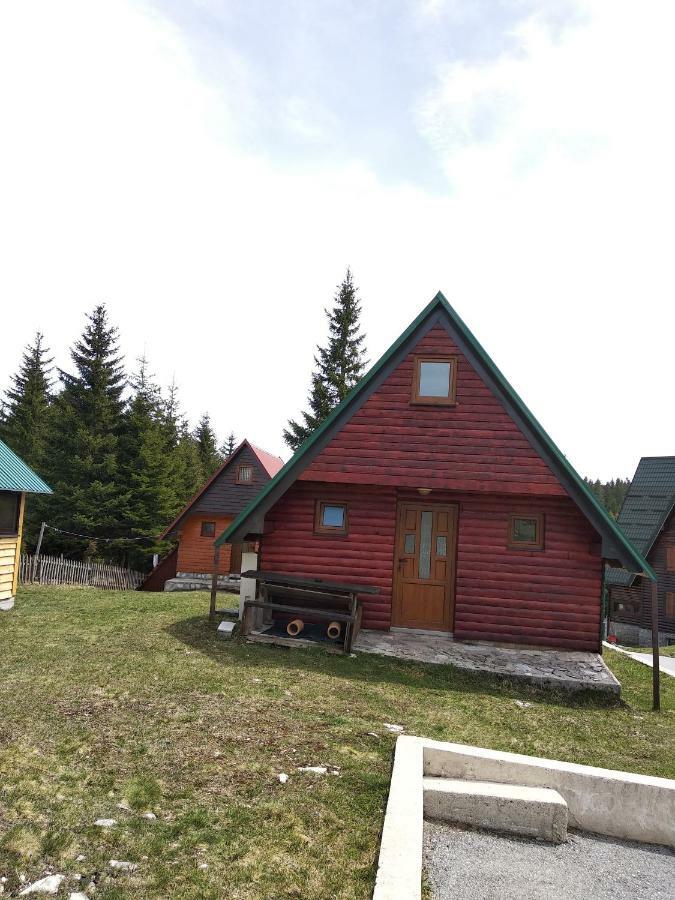 Bungalows Krstajic Žabljak エクステリア 写真
